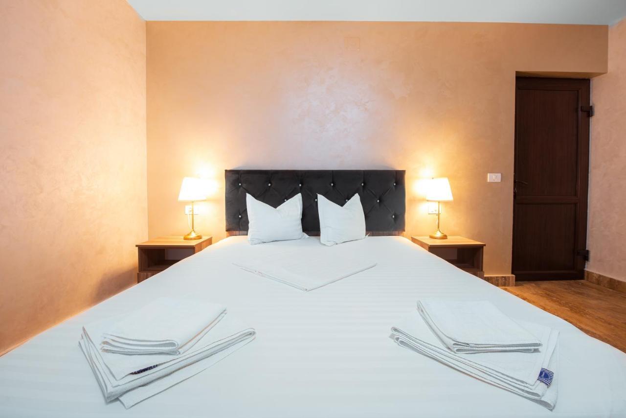 La Dudu Otel Vama Veche Dış mekan fotoğraf