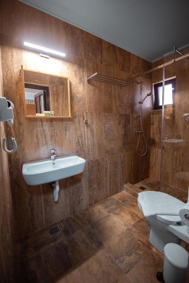La Dudu Otel Vama Veche Dış mekan fotoğraf