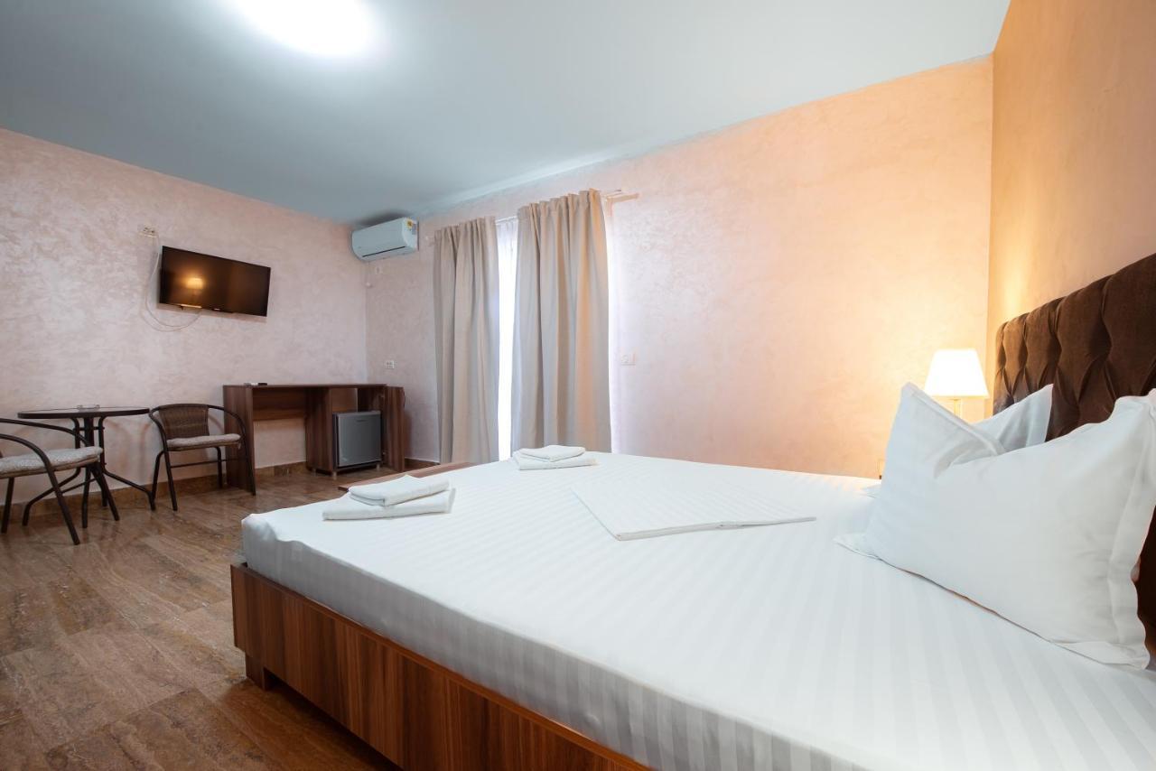La Dudu Otel Vama Veche Dış mekan fotoğraf
